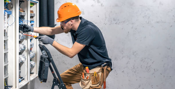 Best Commercial Electrician Services  in Oak Hill, WV